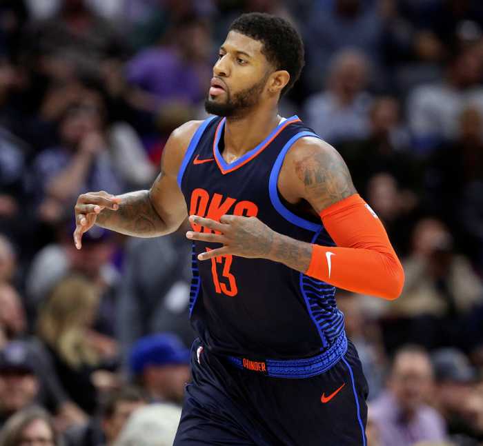 虽然保罗乔治状态下滑，生涯进入末期，但职业生涯足够辉煌了