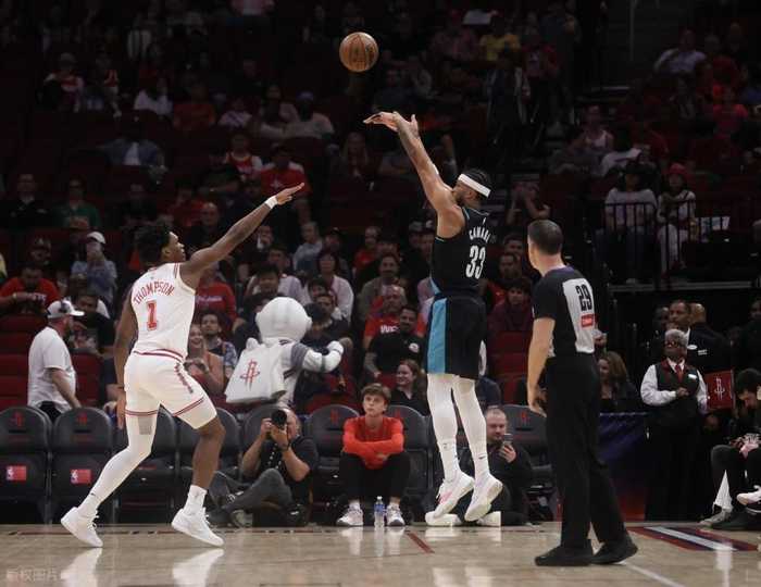 杀死比赛！杜兰特背靠背累瘫了！申京力压克林根，阿门狂砍26+7+7